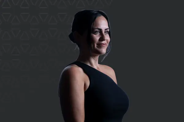 Lucy Pook, return-to-work recruiter showcasing opportunities for graduates, career changers, and returners