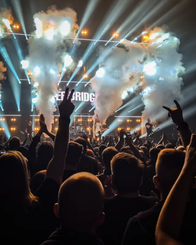 Two pints of Guinness for £5.70 and a bucket list item checked off.
 
Vinnie hasn't stopped bringing this up and honestly, fair enough.
 
He used his 9 Day Fortnight Friday to travel up to Newcastle for the first time and finally watch Alter Bridge live. 
 
A bucket list item, years in the making, ticked off on a random Friday because he actually had one free to use.
 
Our 9 Day Fortnight gives you every second Friday off, fully paid. 
 
Proper time back, built into how we work.
 
If that sounds like your kind of workplace, the link in bio has everything you need.
 
#astute #werehiring #worklifebalance #portsmouthjobs #recruitmentjobs